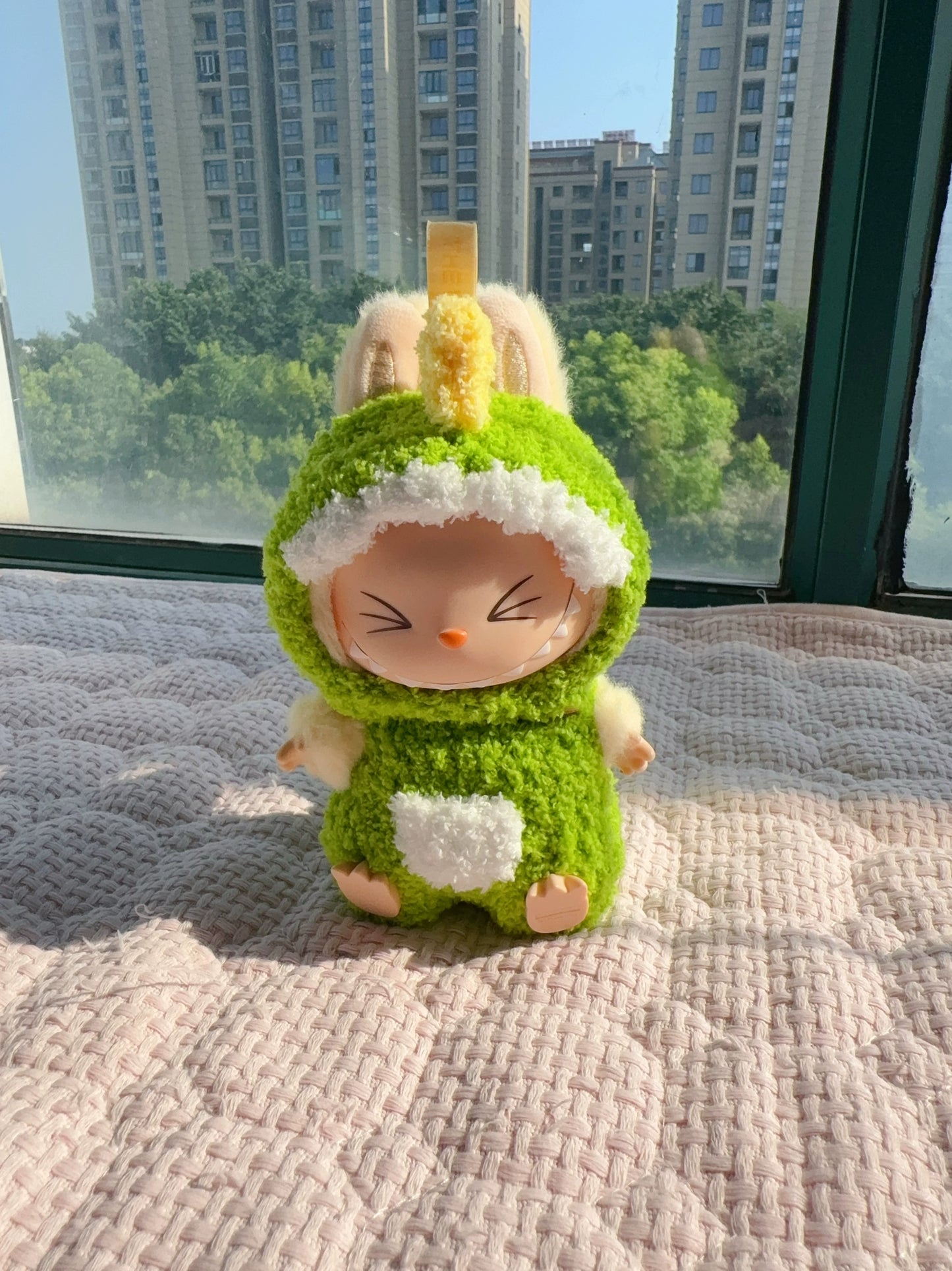 Handmade Dinosaur Outfit for 17cm Labubu Keychain Vinyl Figures - Universal Fit Costume for 1st/2nd/3rd Gen Hanging Dolls