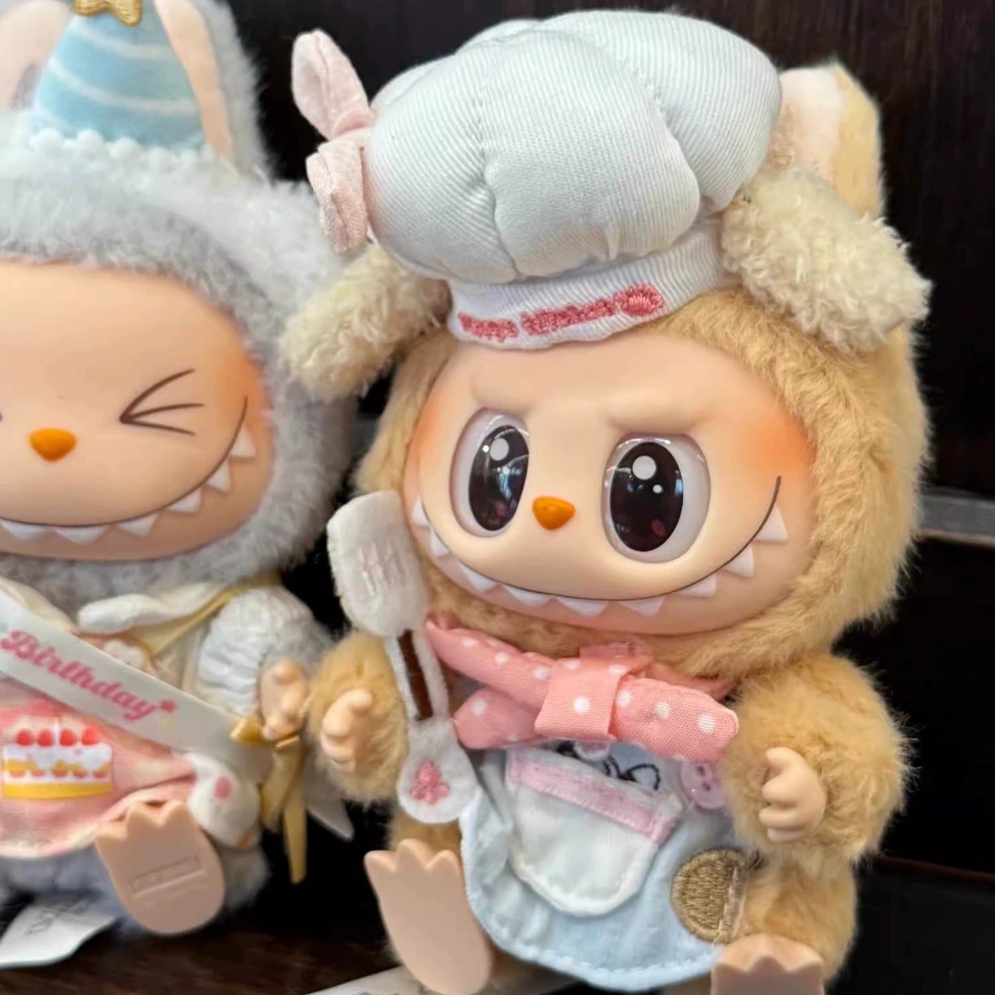 POP MART Labubu Doll Clothes Set - Puppy Kitchen Outfit w/Hat, Apron, Scarf & Spoon for Gen 1/2/3 Vinyl Figures 17cm (No Doll Included)