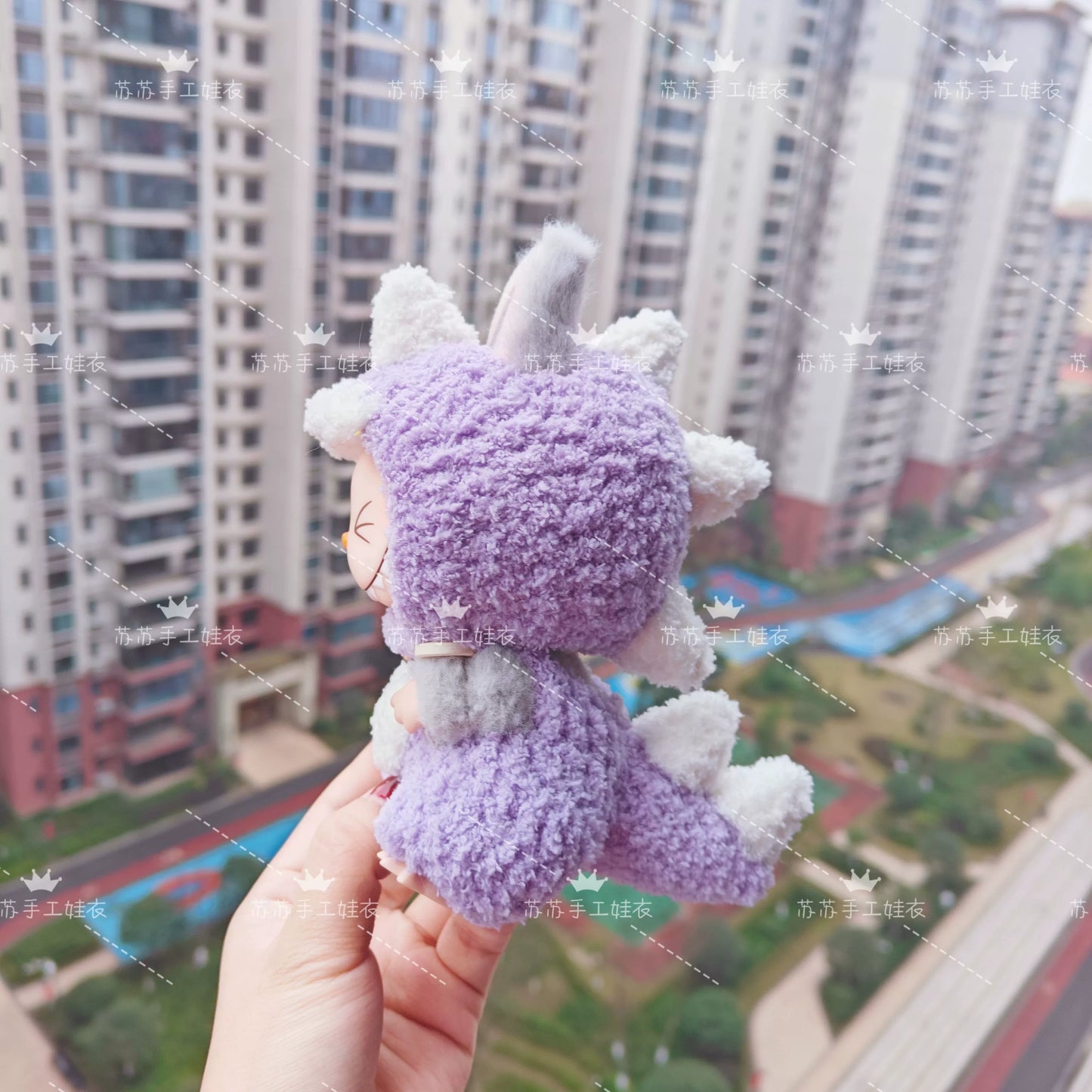 POP MART Labubu Hand-Knitted Dinosaur Outfit - Plush Vinyl Doll Clothes for Blind Box