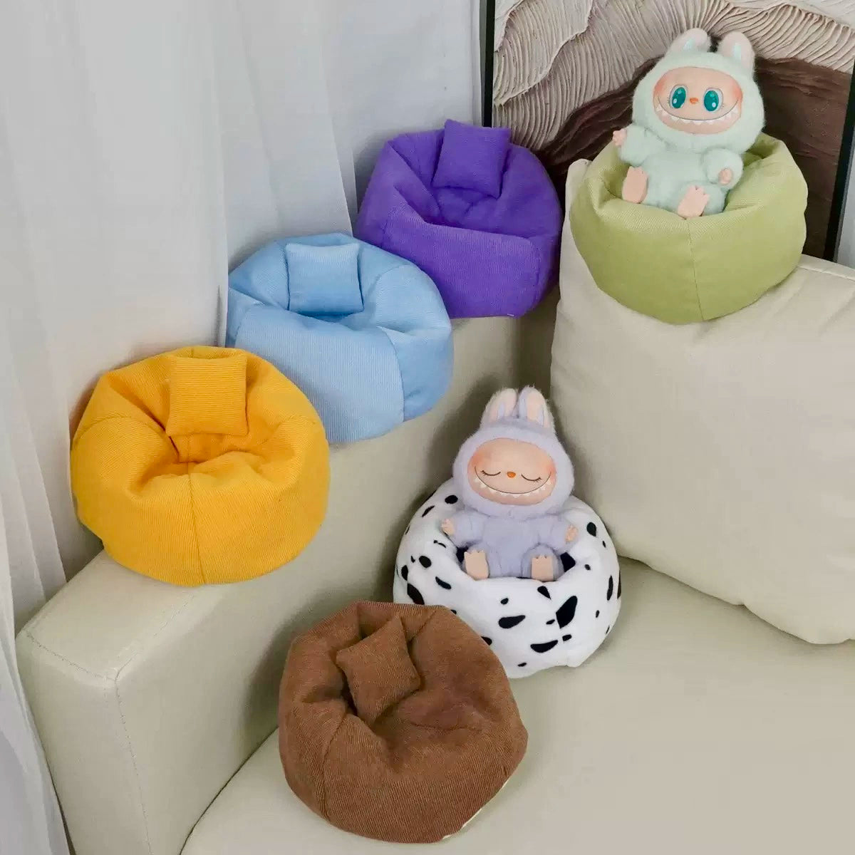 Labubu Mini Sofa - Car Bed & Display Decor for Sitting Party Series Vinyl Dolls