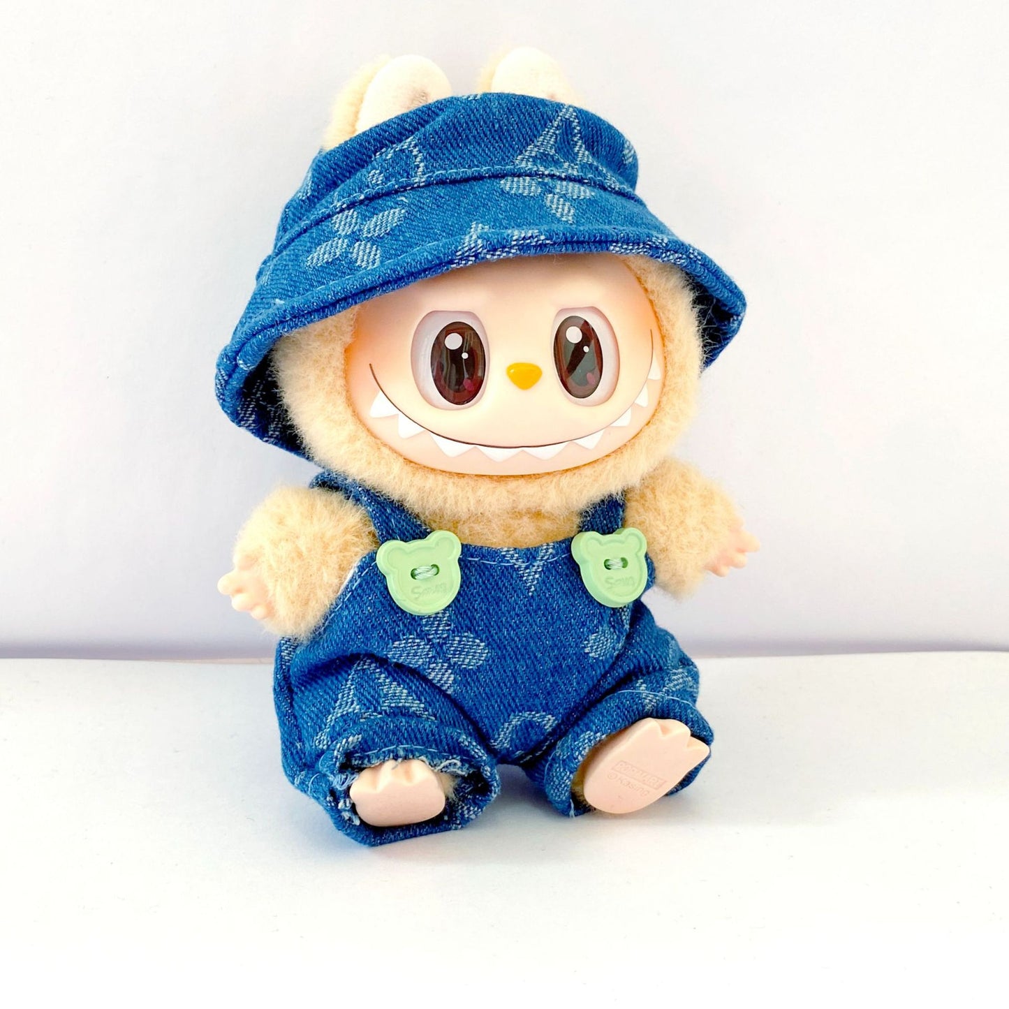 Labubu Series 1/2/3 Sitting Party Outfit - Cute Keychain Clothes for Vinyl Doll Change