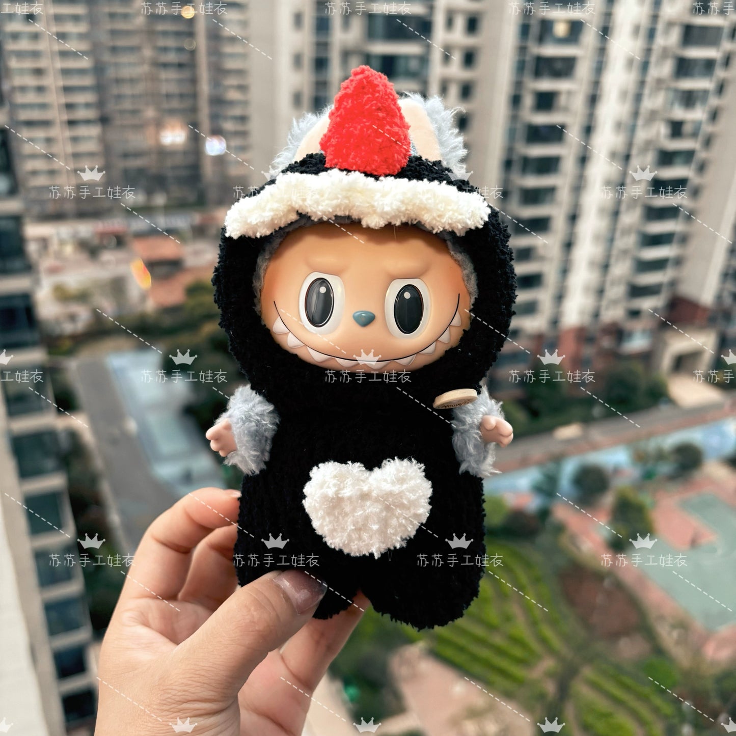 17cm Labubu Blind Box Figure | Vinyl & Plush Doll with Dinosaur Outfit